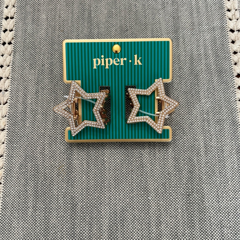 NEW SEALED Piper K SPARKLING SET OF TWO STAR HAIR CLIPS
